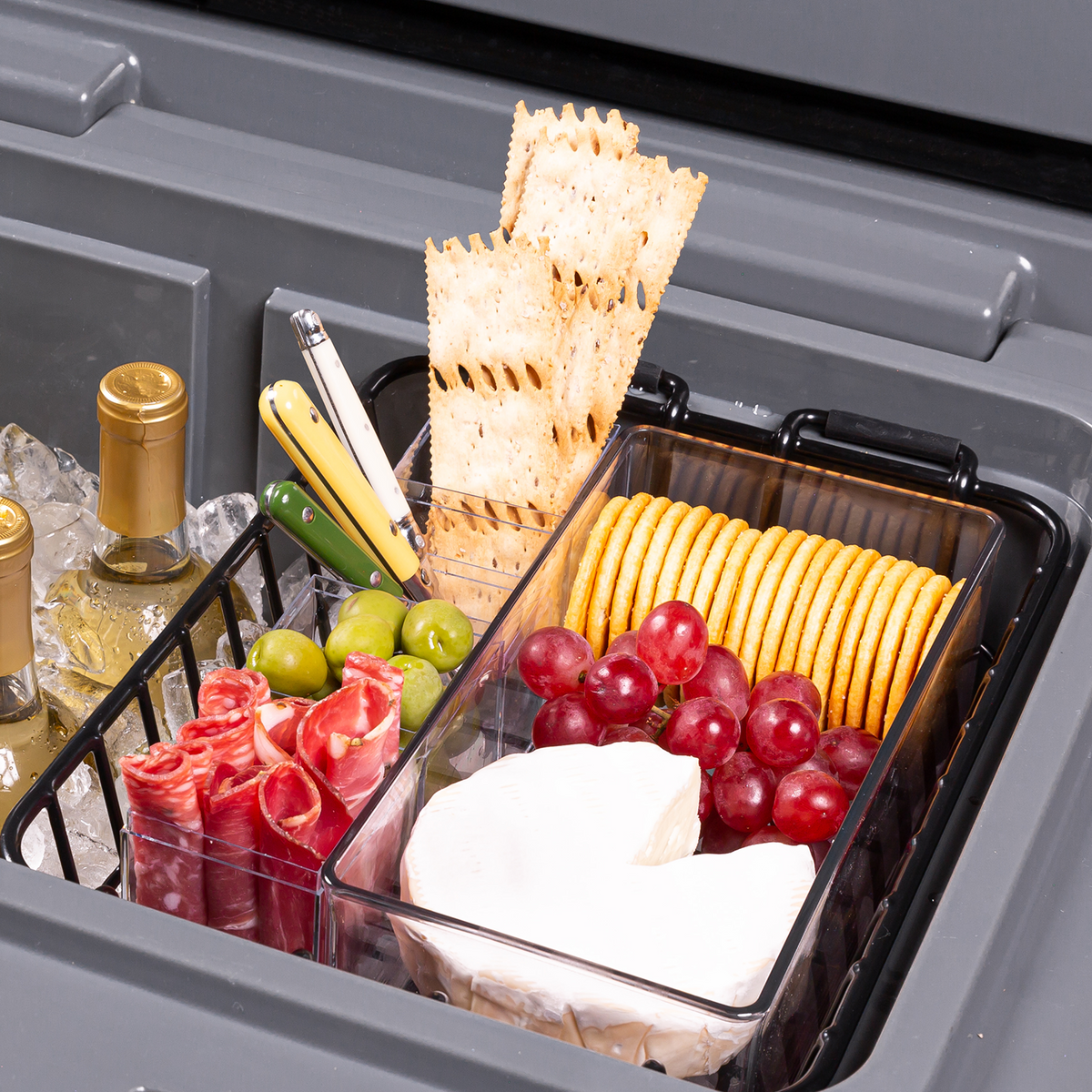 brutank-35qt-55qt-dry-rack-o7 brutank-dry-rack_accessory_alt-1.png